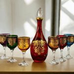 Carafe avec 6 verres en cristal d’Italie – Multi-couleurs_sojia